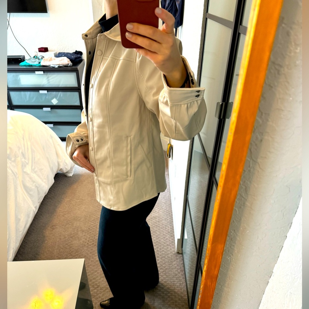 Beige Leather Jacket - image 4